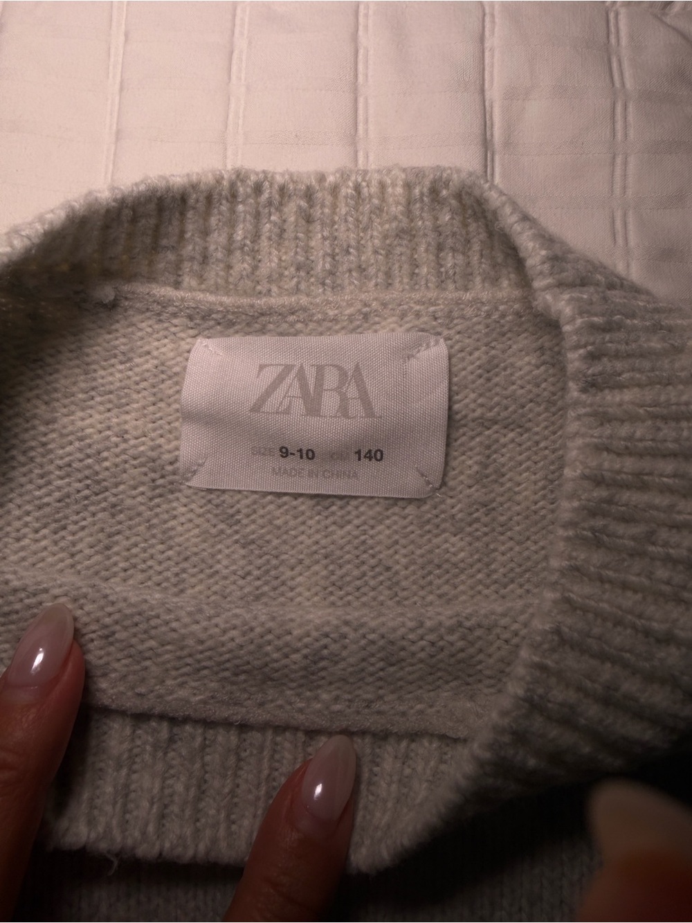 Zara basic knit sweater - Picture 2 of 2